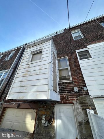 2529 S ASHFORD ST, Philadelphia, PA 19153