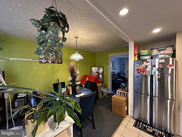 2529 S ASHFORD ST, Philadelphia, PA 19153