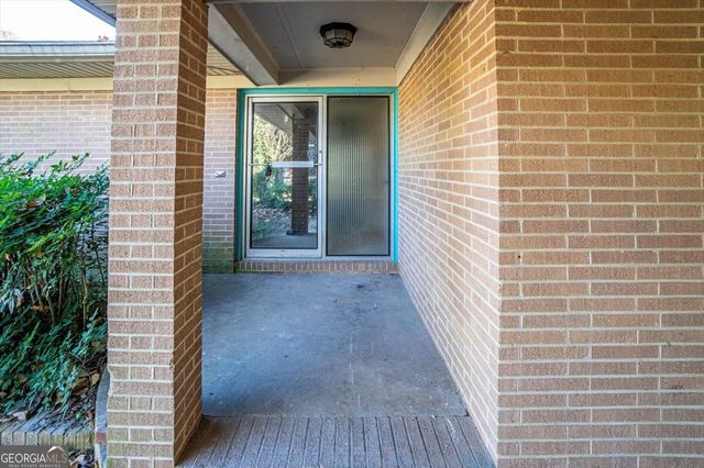 789 Glenn Carrie Road, Hull, GA 30646