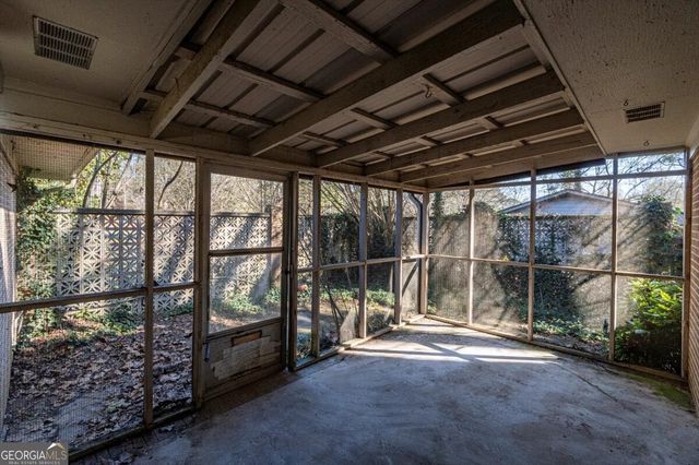 789 Glenn Carrie Road, Hull, GA 30646