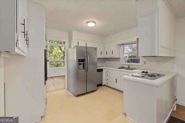 789 Glenn Carrie Road, Hull, GA 30646