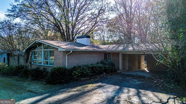 789 Glenn Carrie Road, Hull, GA 30646