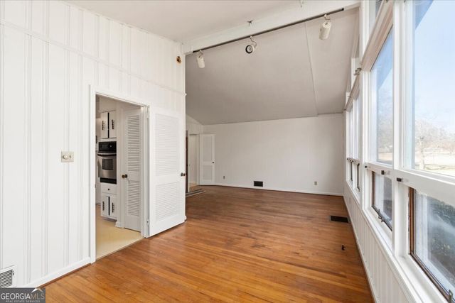 789 Glenn Carrie Road, Hull, GA 30646