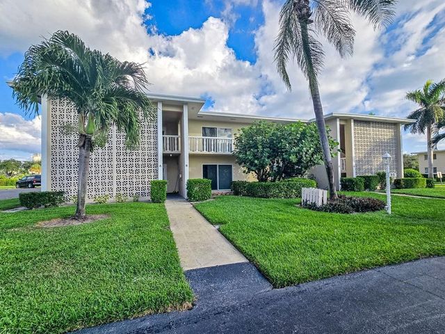 95 North Boulevard 2b, Boynton Beach, FL 33435