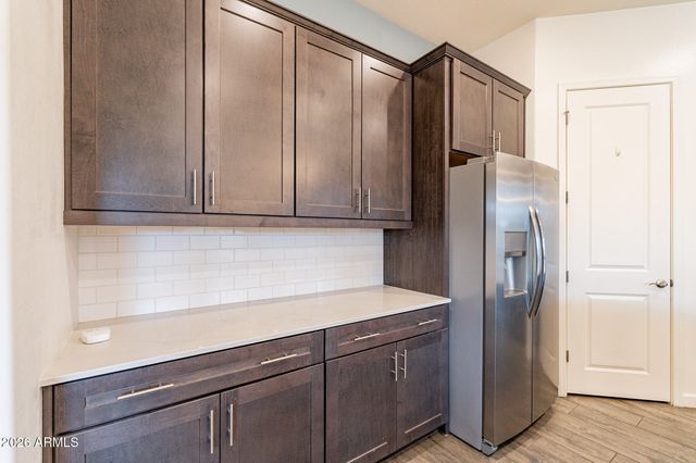 2811 W POLLACK Street, Phoenix, AZ 85041