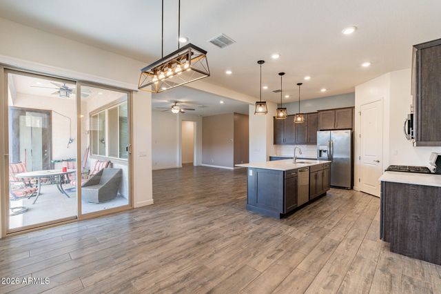 2811 W POLLACK Street, Phoenix, AZ 85041