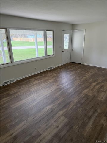 6924 Lynn Ann Drive, Georgetown Charter Township, MI 49426