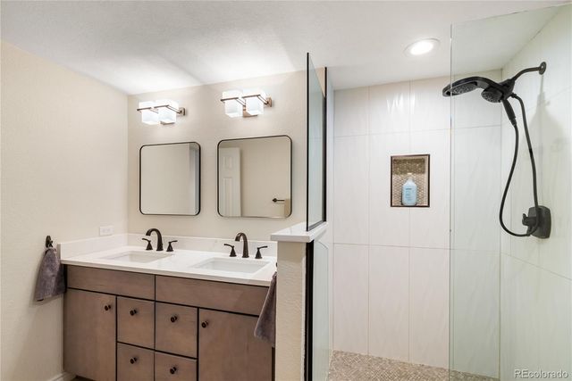 6 S Monroe Street, Denver, CO 80209