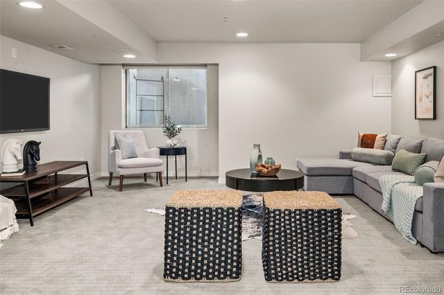 6 S Monroe Street, Denver, CO 80209