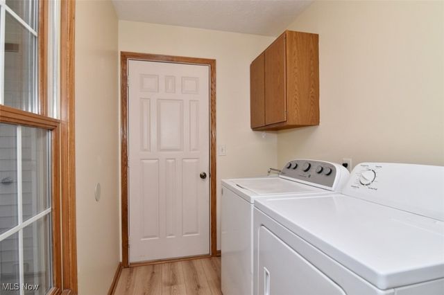 8175 Tanglewood Lane, Parma, OH 44129