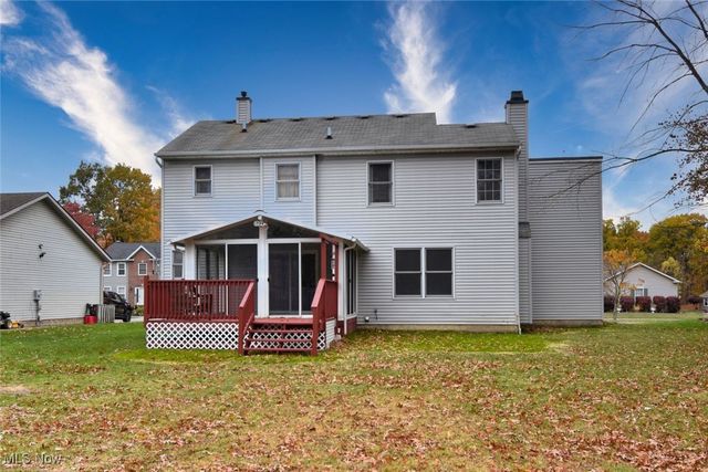 8175 Tanglewood Lane, Parma, OH 44129