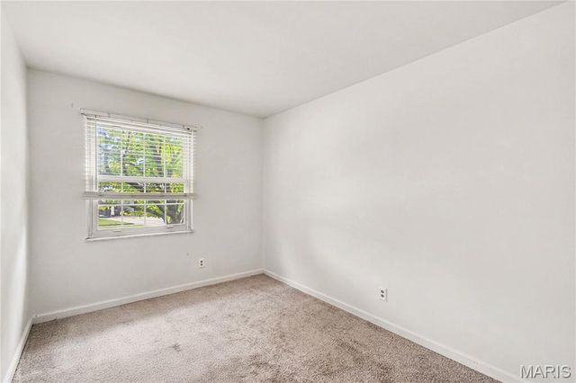 2467 Wesbay Drive, Maryland Heights, MO 63043