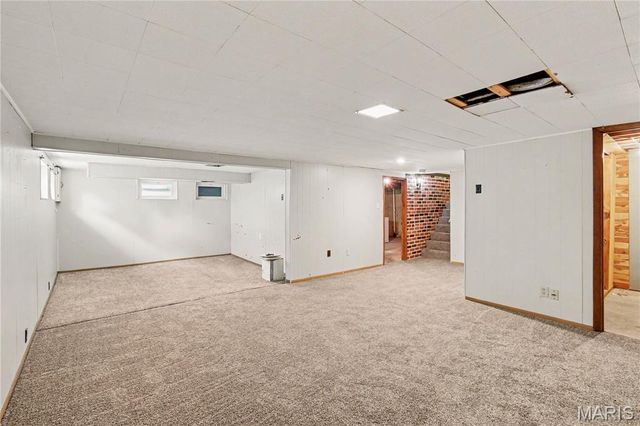 2467 Wesbay Drive, Maryland Heights, MO 63043