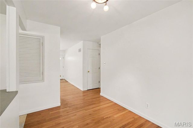 2467 Wesbay Drive, Maryland Heights, MO 63043