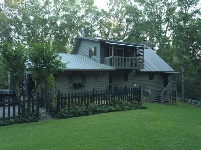 1054 Dickey Road, Murphy, NC 28906