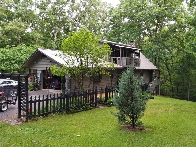 1054 Dickey Road, Murphy, NC 28906