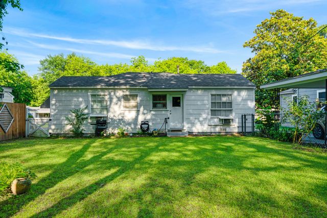 831 18th Street SE, Paris, TX 75460