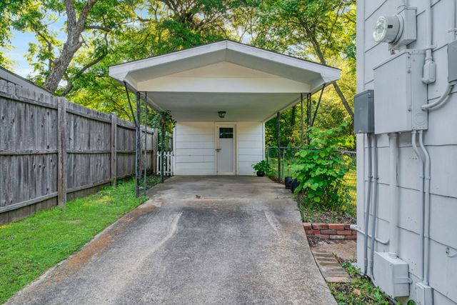 831 18th Street SE, Paris, TX 75460