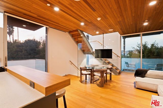 1251 Edris Drive, Los Angeles, CA 90035