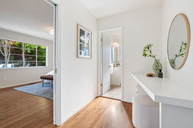 6227 Wood Dr, Oakland, CA 94611