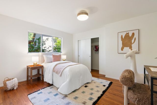 6227 Wood Dr, Oakland, CA 94611