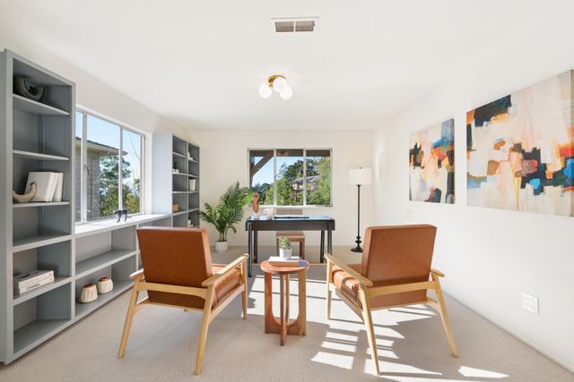 6227 Wood Dr, Oakland, CA 94611