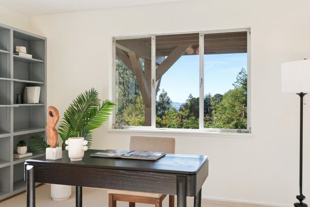 6227 Wood Dr, Oakland, CA 94611