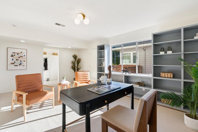 6227 Wood Dr, Oakland, CA 94611