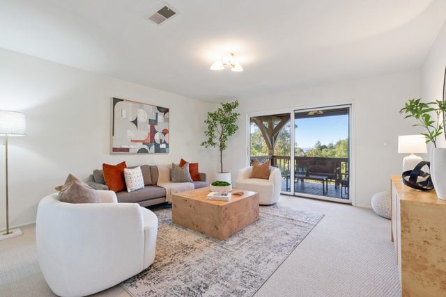 6227 Wood Dr, Oakland, CA 94611