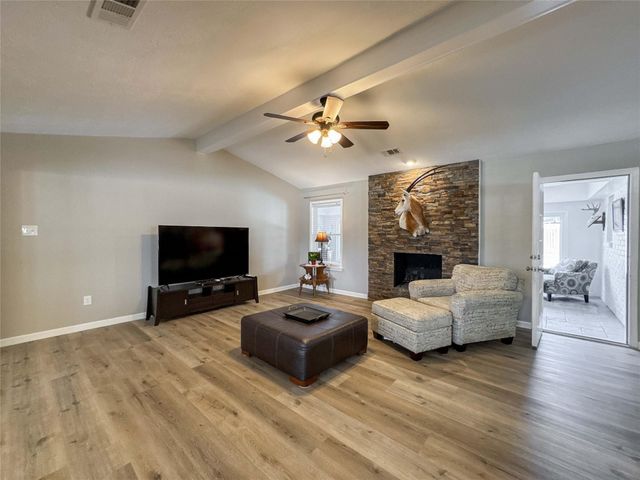 2610 Adams Street, Alvin, TX 77511