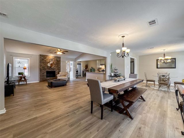 2610 Adams Street, Alvin, TX 77511
