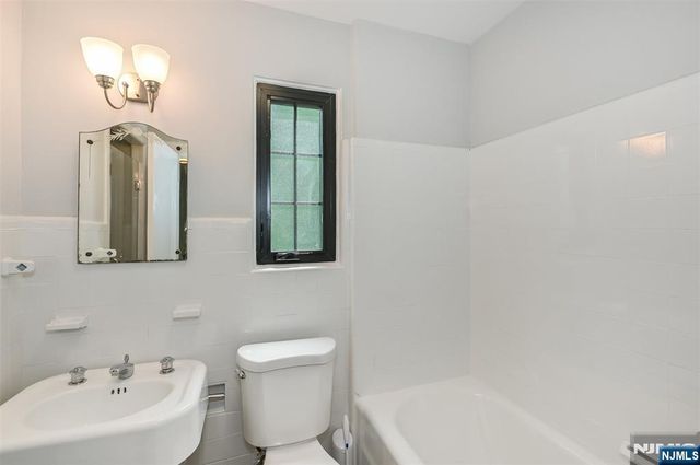 246 Cambridge Avenue, Englewood, NJ 07631