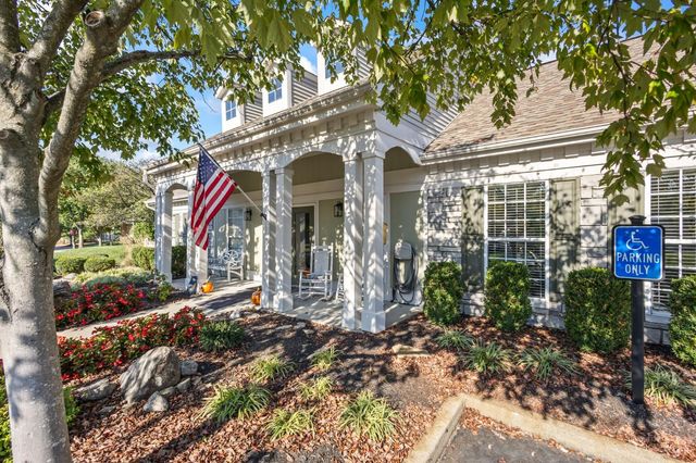 9925 Shorewood Lane, Sharonville, OH 45241