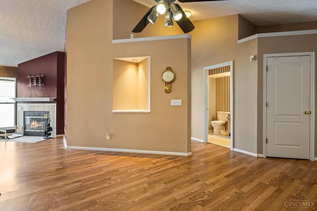 9925 Shorewood Lane, Sharonville, OH 45241