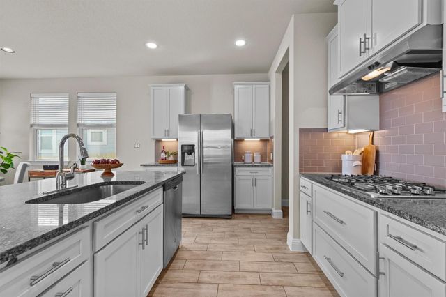 124 Oakstone DR, Georgetown, TX 78628