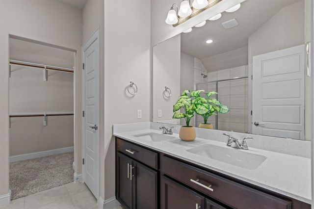 124 Oakstone DR, Georgetown, TX 78628