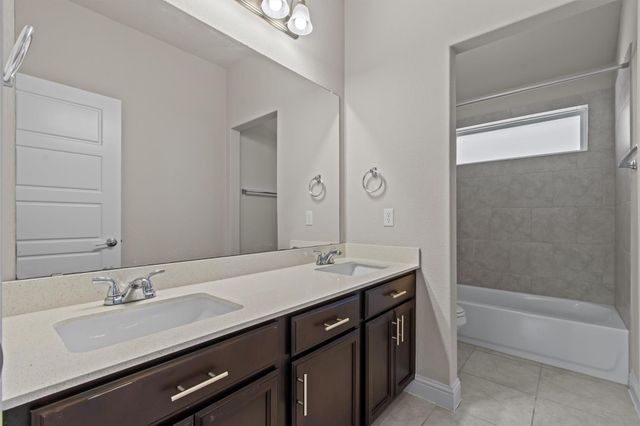 124 Oakstone DR, Georgetown, TX 78628