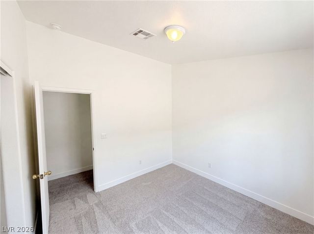 6547 Grand Oaks Drive, Las Vegas, NV 89156