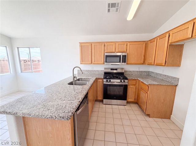 6547 Grand Oaks Drive, Las Vegas, NV 89156