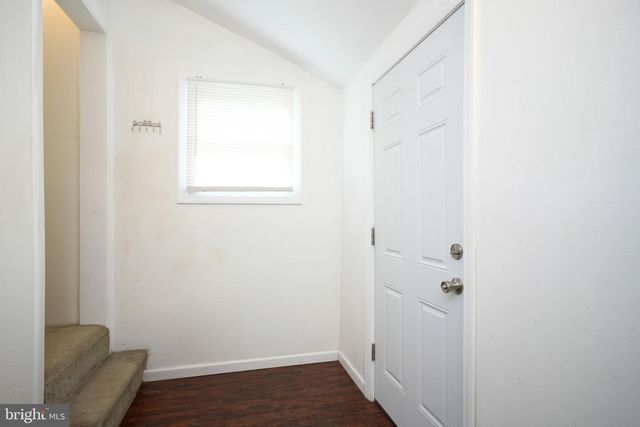 24 POCAHONTAS RD, Somerdale, NJ 08083