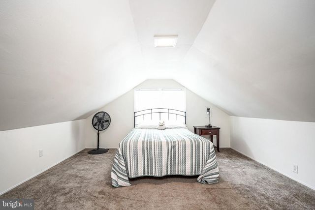24 POCAHONTAS RD, Somerdale, NJ 08083