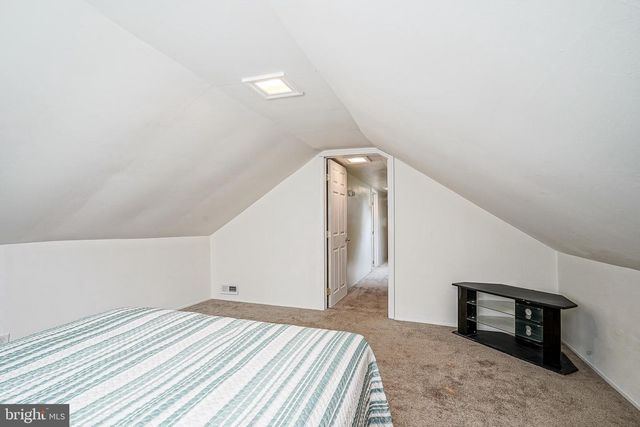 24 POCAHONTAS RD, Somerdale, NJ 08083