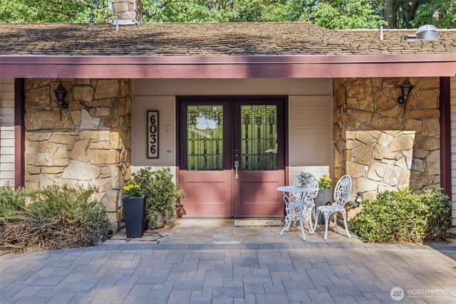 6036 129th Avenue SE, Bellevue, WA 98006