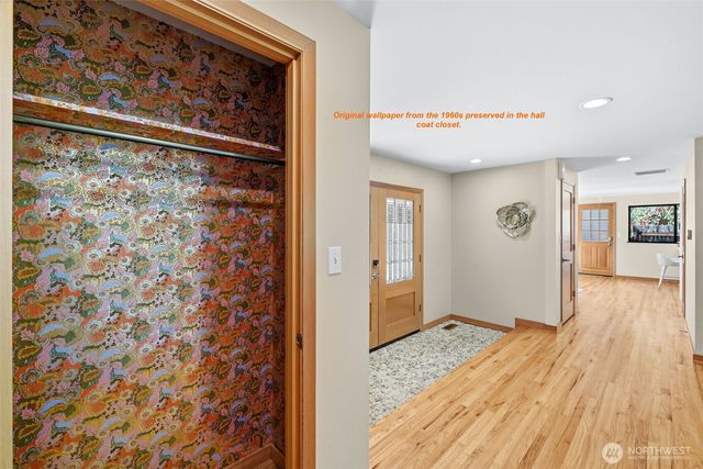 6036 129th Avenue SE, Bellevue, WA 98006