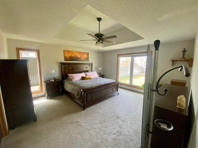 150 S Forestview Ct, Wichita, KS 67235