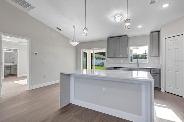10463 SW 140TH AVENUE, Dunnellon, FL 34432