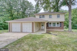 19 INVERNESS CT, Dover, DE 19904