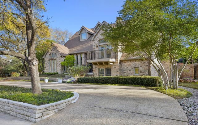 6415 Forestshire Drive, Dallas, TX 75230