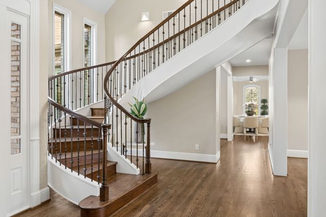 6415 Forestshire Drive, Dallas, TX 75230