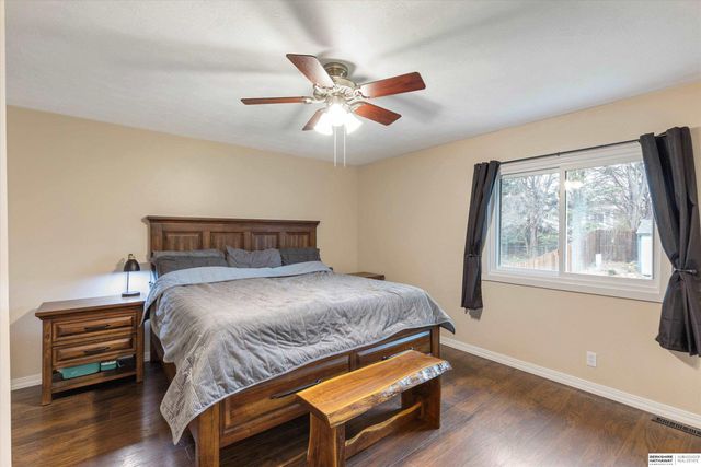 13524 Redwood Street, Omaha, NE 68138